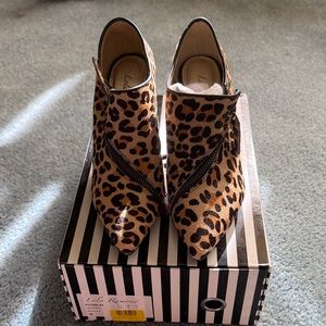Lola Ramona US 6/EU 36 Leopard Print Booties
